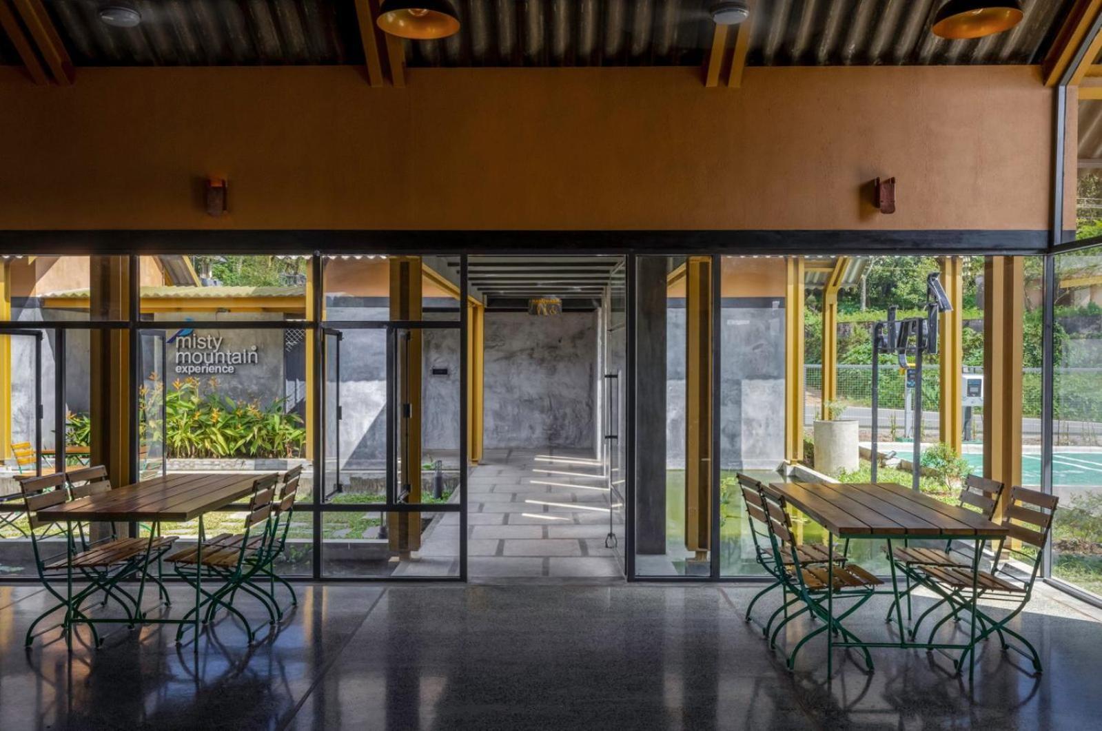 Misty Mountain Experience By Perfect Stays Pīrmed Exteriér fotografie